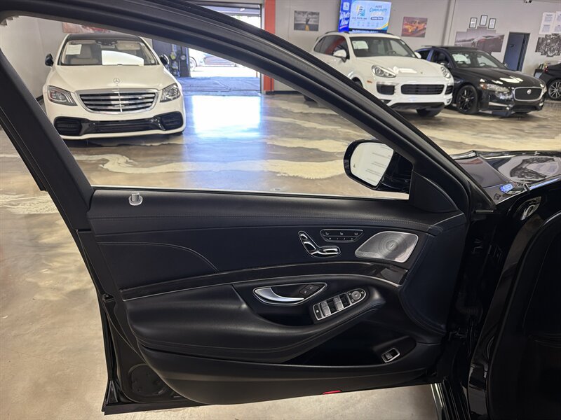 Used 2018 Mercedes-Benz S 450 Sedan image 8