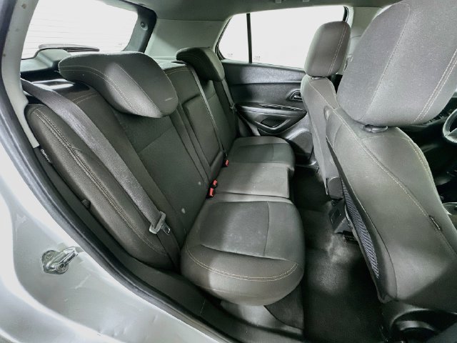 Used 2018 Chevrolet Trax LS FWD image 8