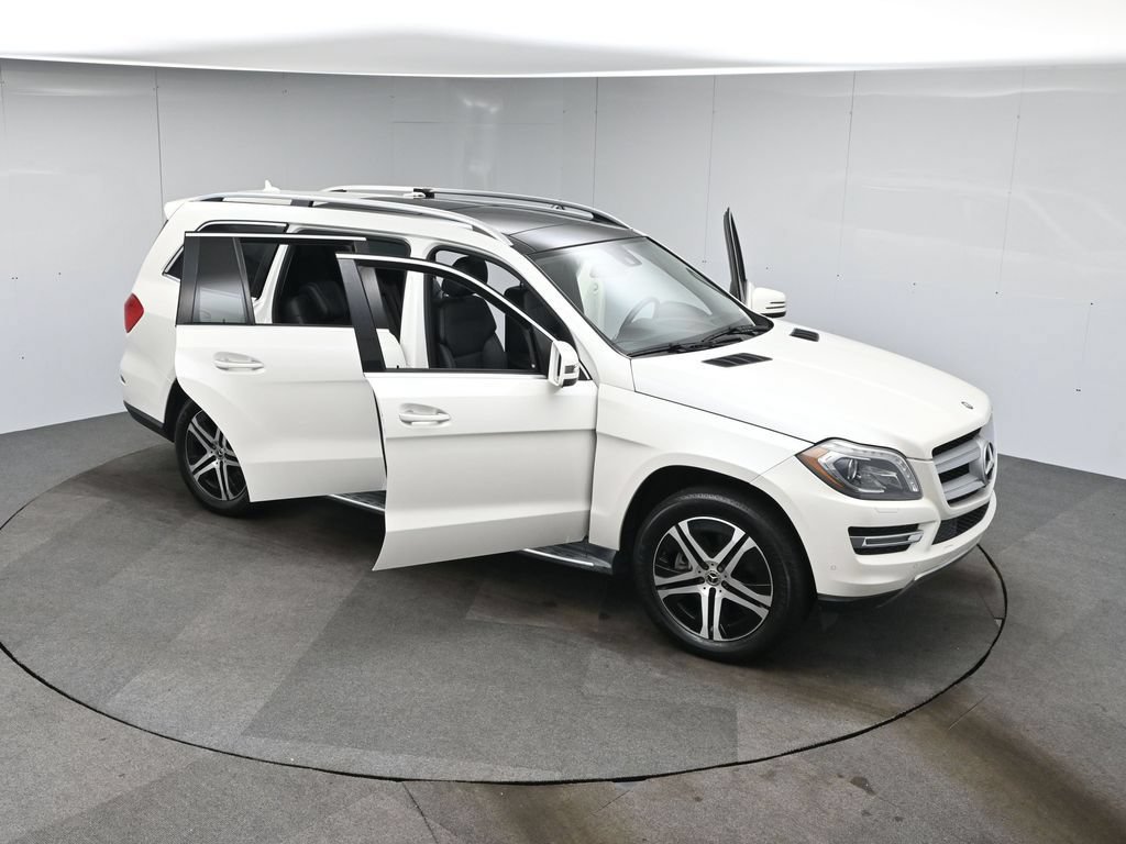 Used 2016 Mercedes-Benz GL 450 4MATIC w/ Premium I Package image 61