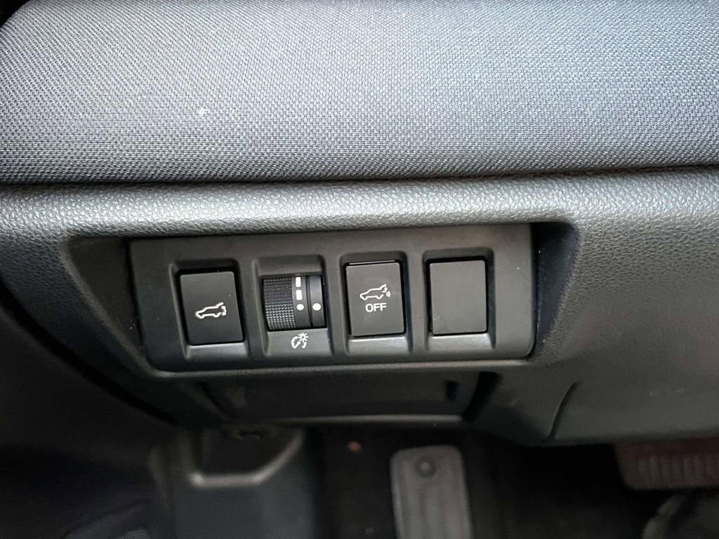 Certified 2022 Subaru Outback Premium image 23