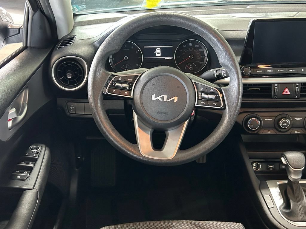 Used 2024 Kia Forte LXS FWD image 9