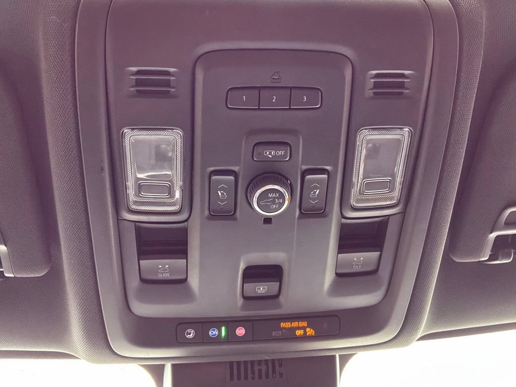 Used 2023 Chevrolet Tahoe RST w/ Luxury Package AWD/4WD image 21