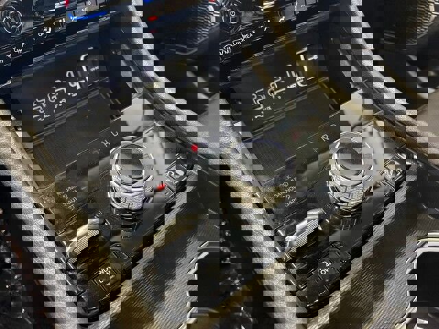 Used 2023 Jeep Grand Cherokee 4WD 4xe w/ Luxury Tech Group II image 31