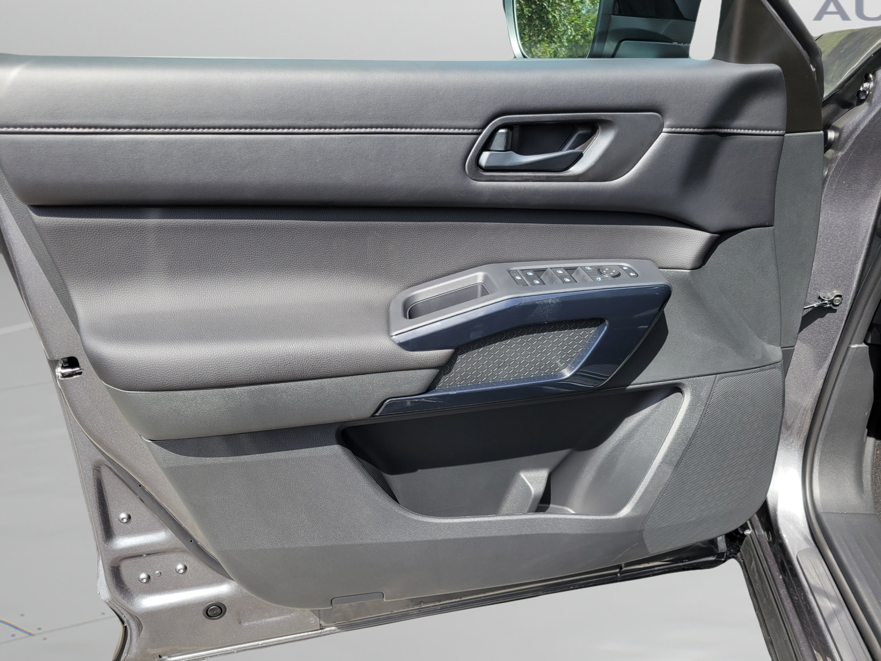 New 2026 Nissan Pathfinder SV FWD image 15