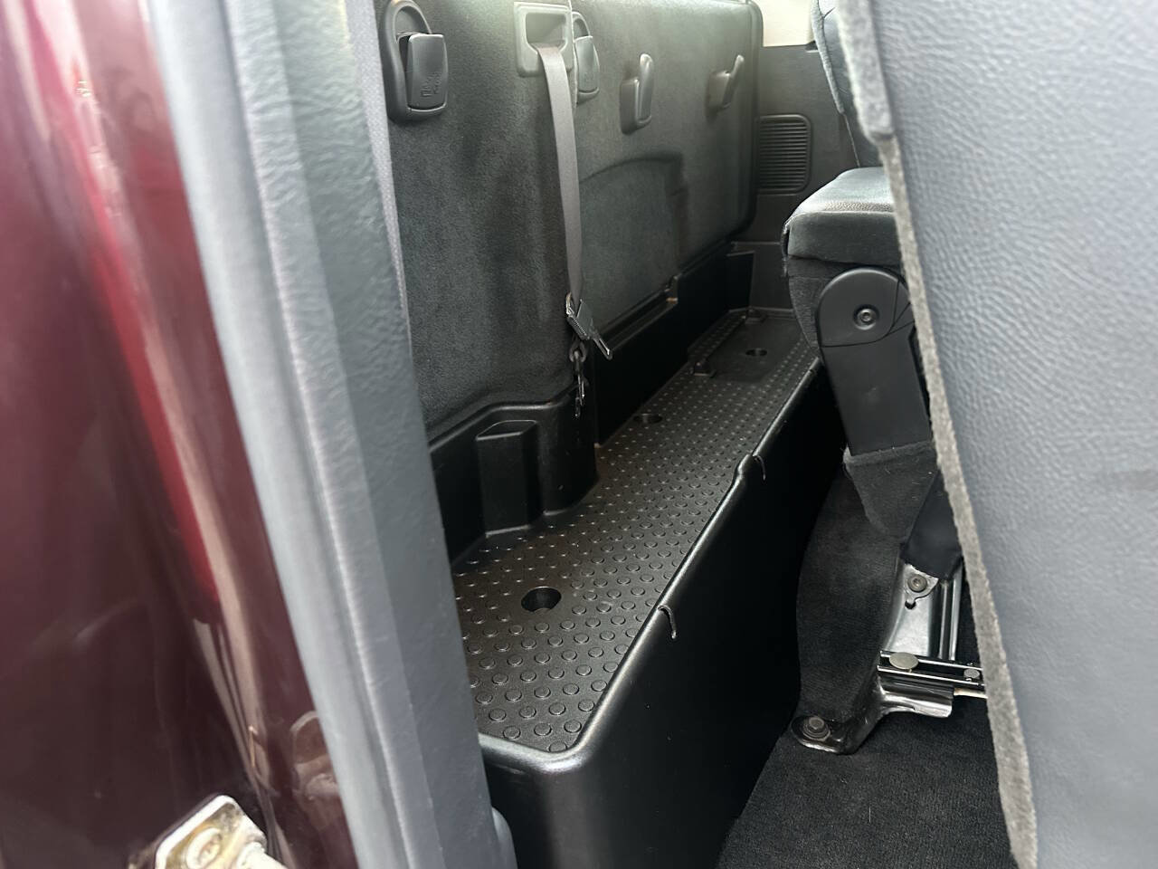 Used 2004 Dodge Ram 1500 Truck ST w/ ST Value Group image 23