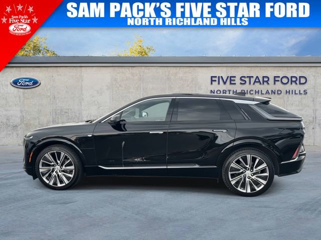 Used 2024 Cadillac Lyriq Luxury w/ LPO, Floor Liner Package AWD/4WD image 6