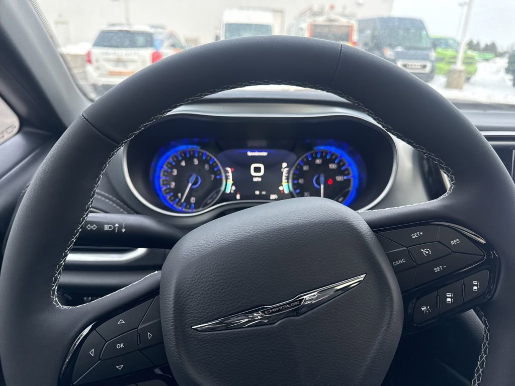 New 2026 Chrysler Pacifica Limited w/ S Appearance Package image 21