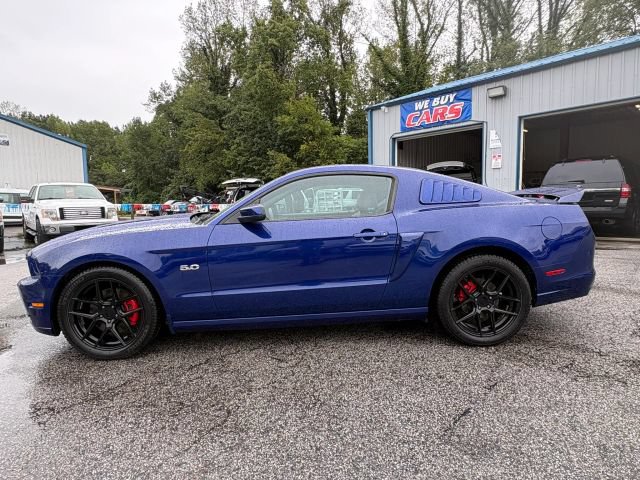 Used 2013 Ford Mustang GT Premium w/ Electronics Pkg RWD image 2
