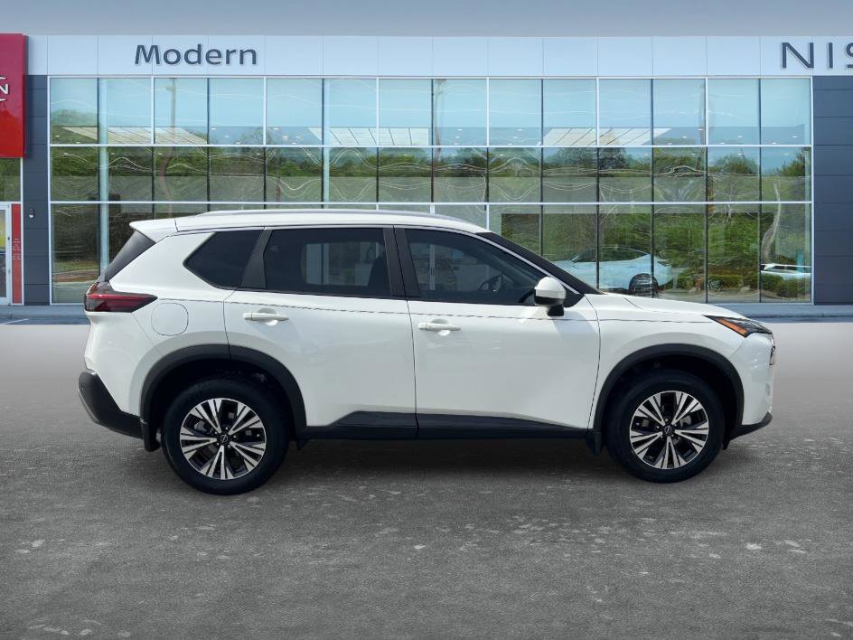 Certified 2023 Nissan Rogue SV w/ SV Premium B Package FWD image 4