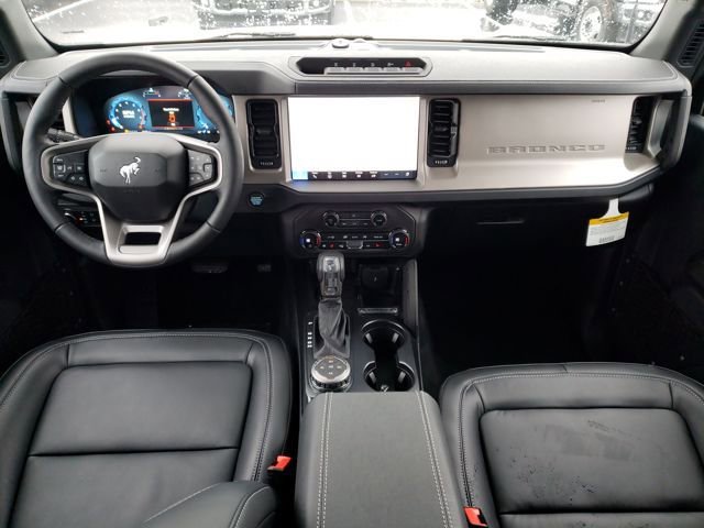 New 2025 Ford Bronco Outer Banks w/ Sasquatch Package image 11