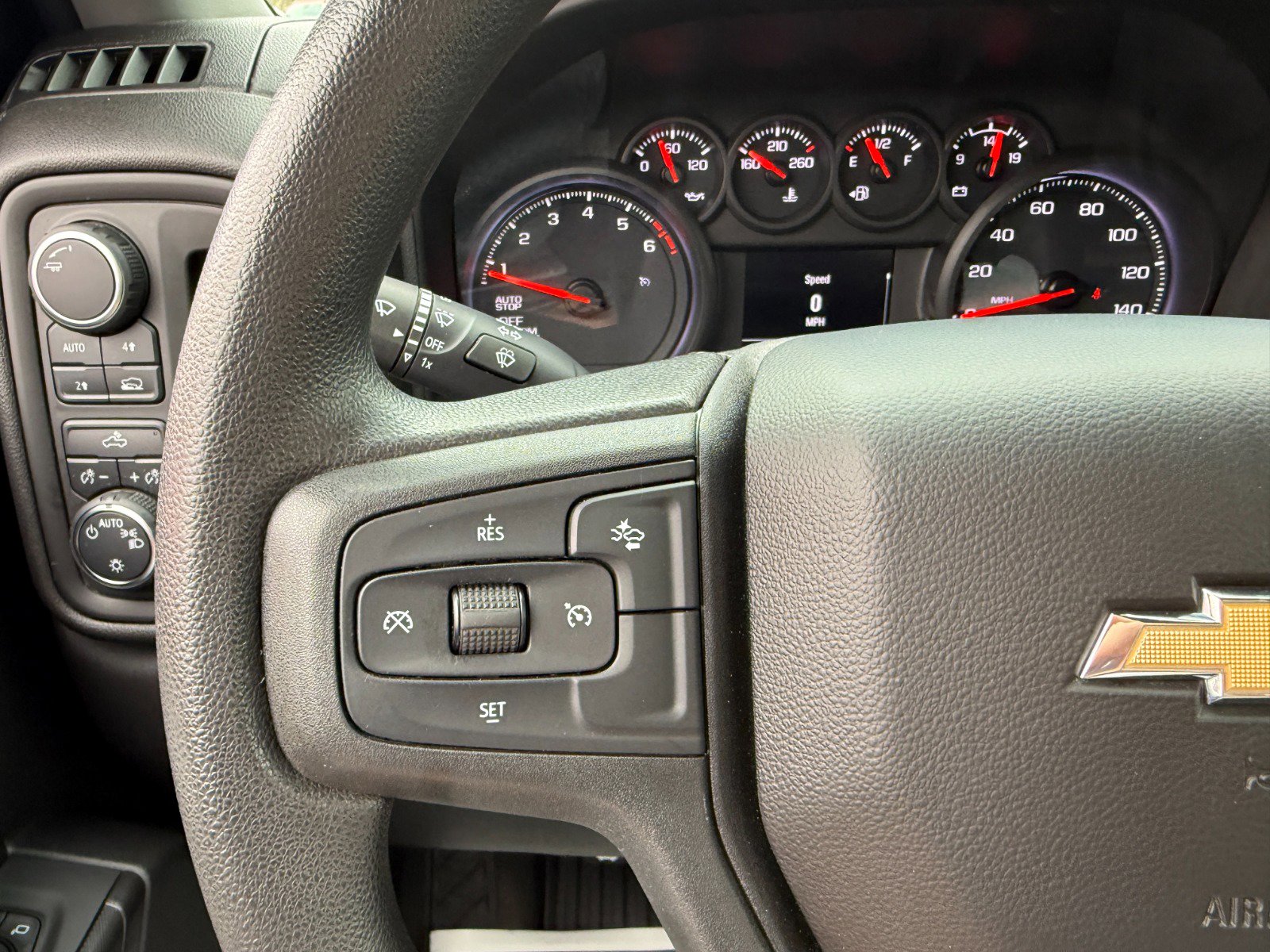 Used 2023 Chevrolet Silverado 1500 Custom AWD/4WD image 25