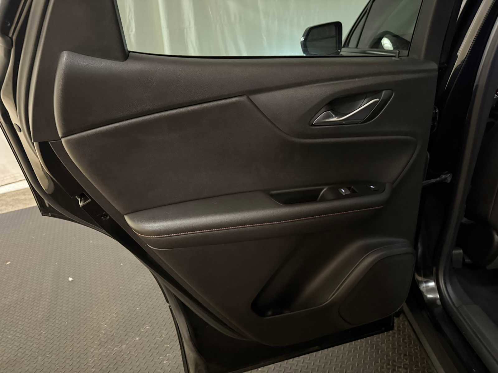 Used 2021 Chevrolet Blazer RS w/ Enhanced Convenience Package image 22