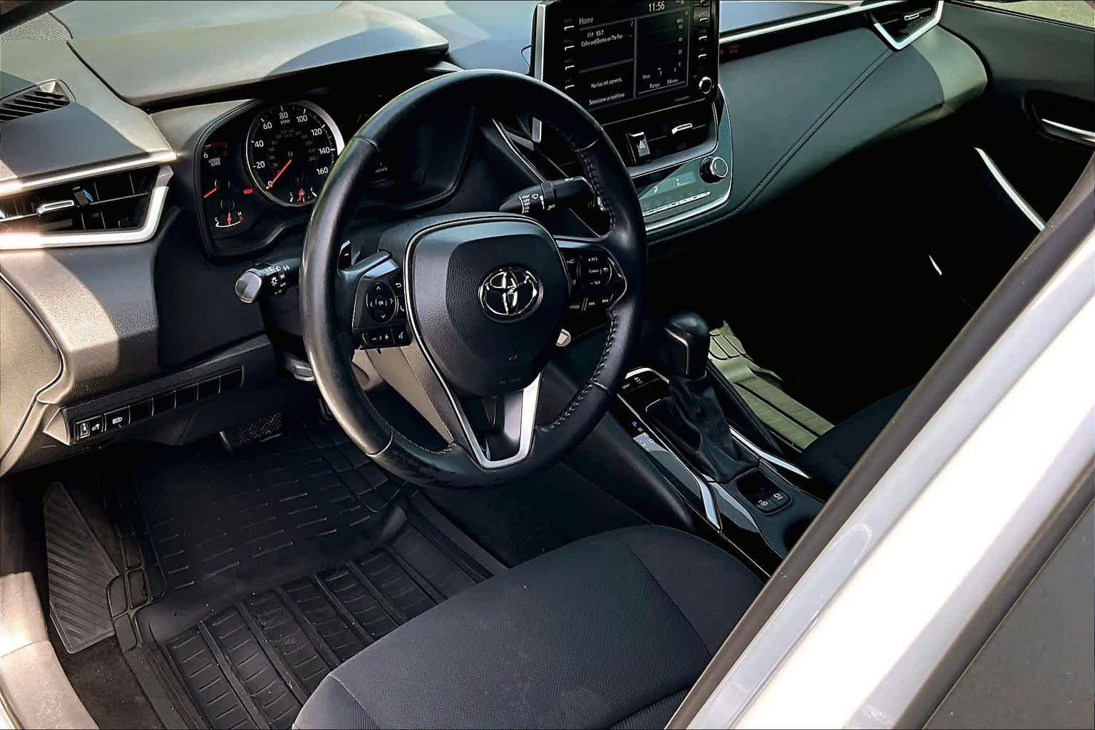 Used 2021 Toyota Corolla SE FWD image 16
