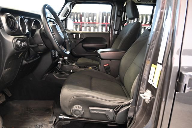Used 2018 Jeep Wrangler Unlimited Sport S image 11