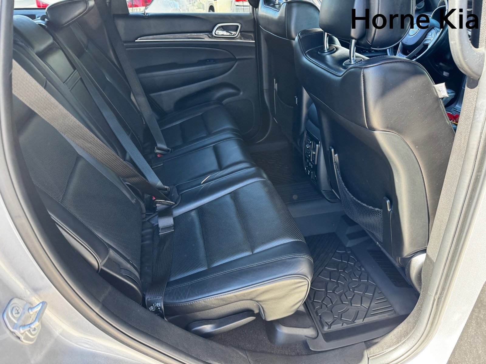 Used 2018 Jeep Grand Cherokee Overland image 27