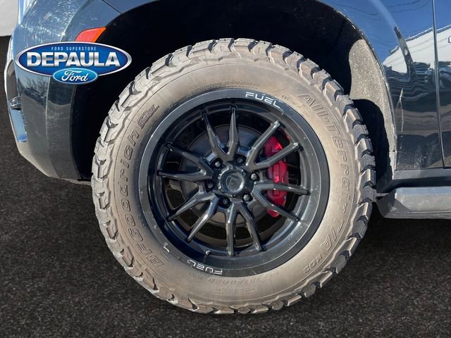 Used 2023 GMC Yukon AT4 w/ AT4 Premium Package image 18