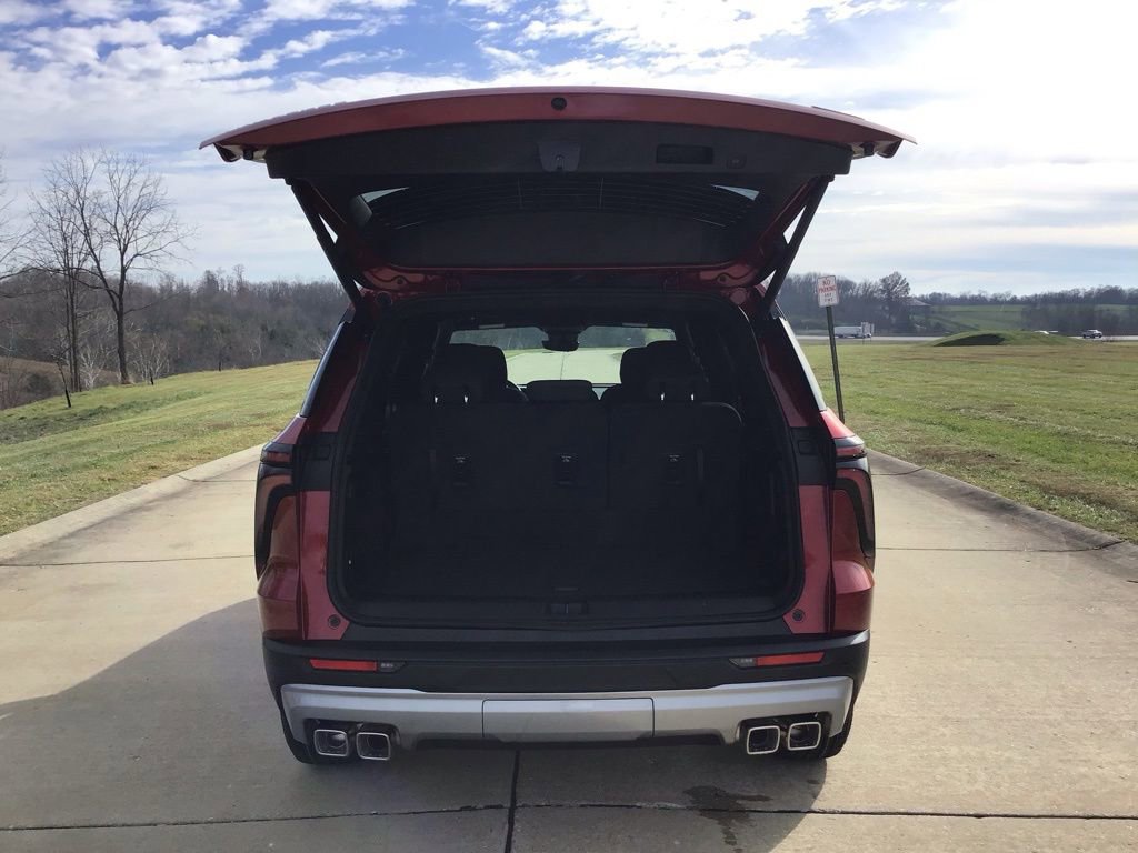 New 2026 Chevrolet Traverse LT w/ Enhanced Driving Package image 5