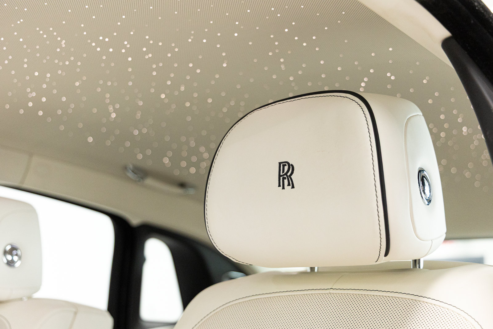 Certified 2023 Rolls-Royce Ghost AWD/4WD image 36