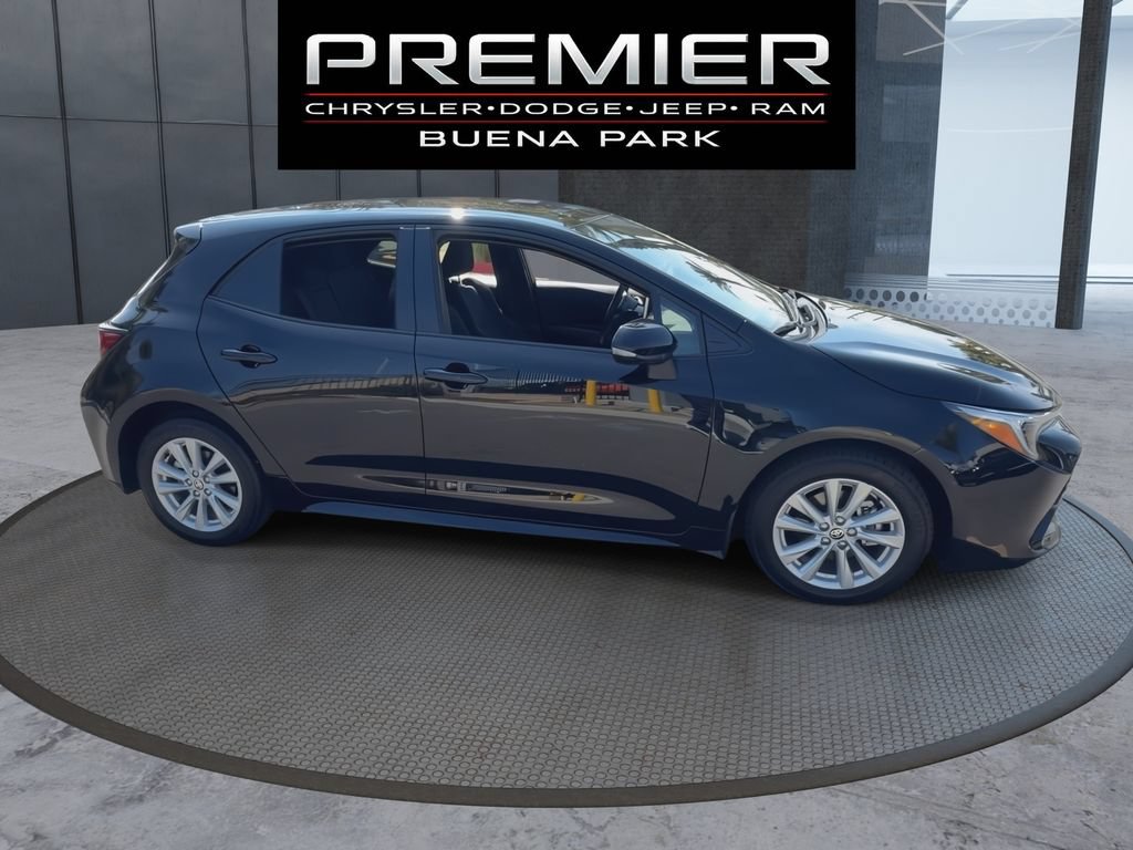 Used 2026 Toyota Corolla SE FWD image 9