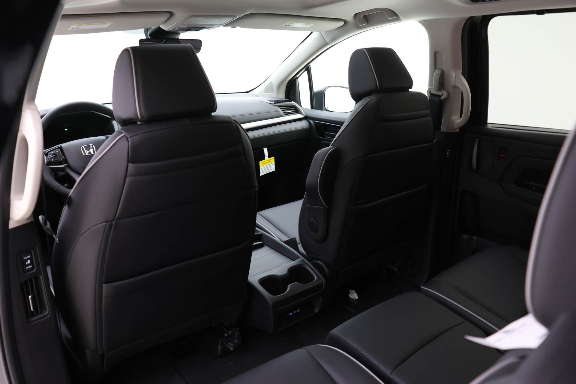 New 2026 Honda Odyssey Touring image 10
