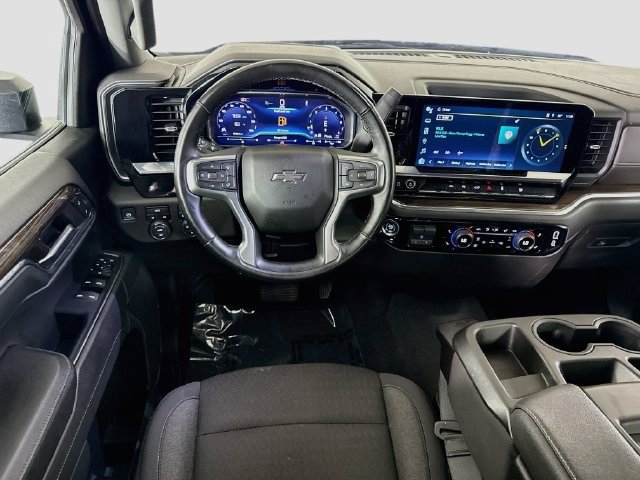 Used 2024 Chevrolet Silverado 1500 RST w/ Max Trailering Package AWD/4WD image 16