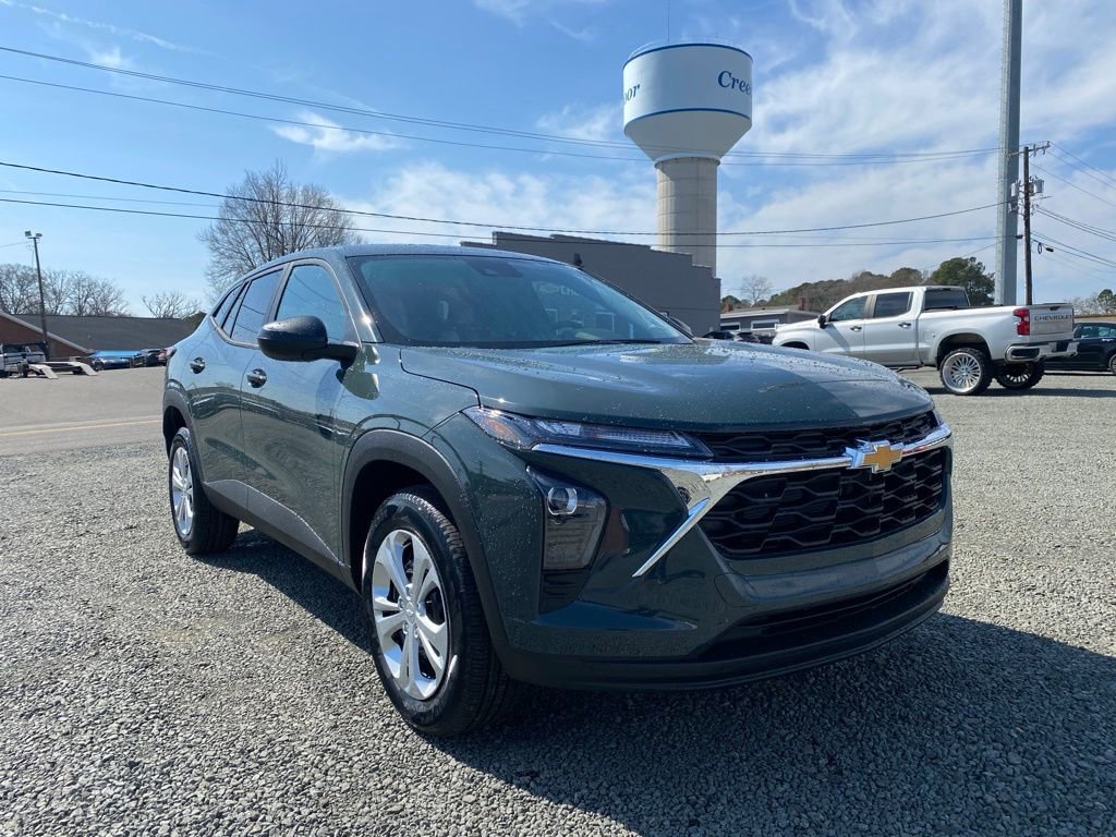 New 2026 Chevrolet Trax LS image 1