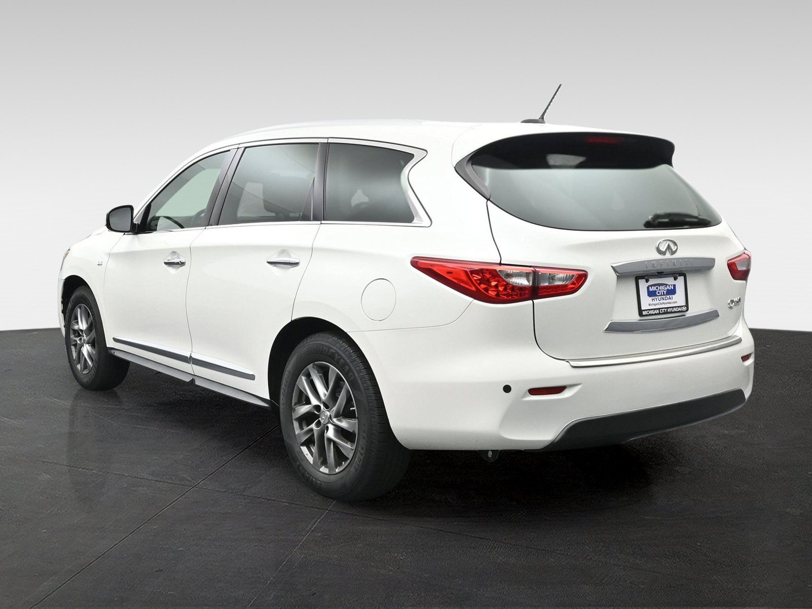 Used 2015 INFINITI QX60 FWD w/ Premium Plus Package image 2