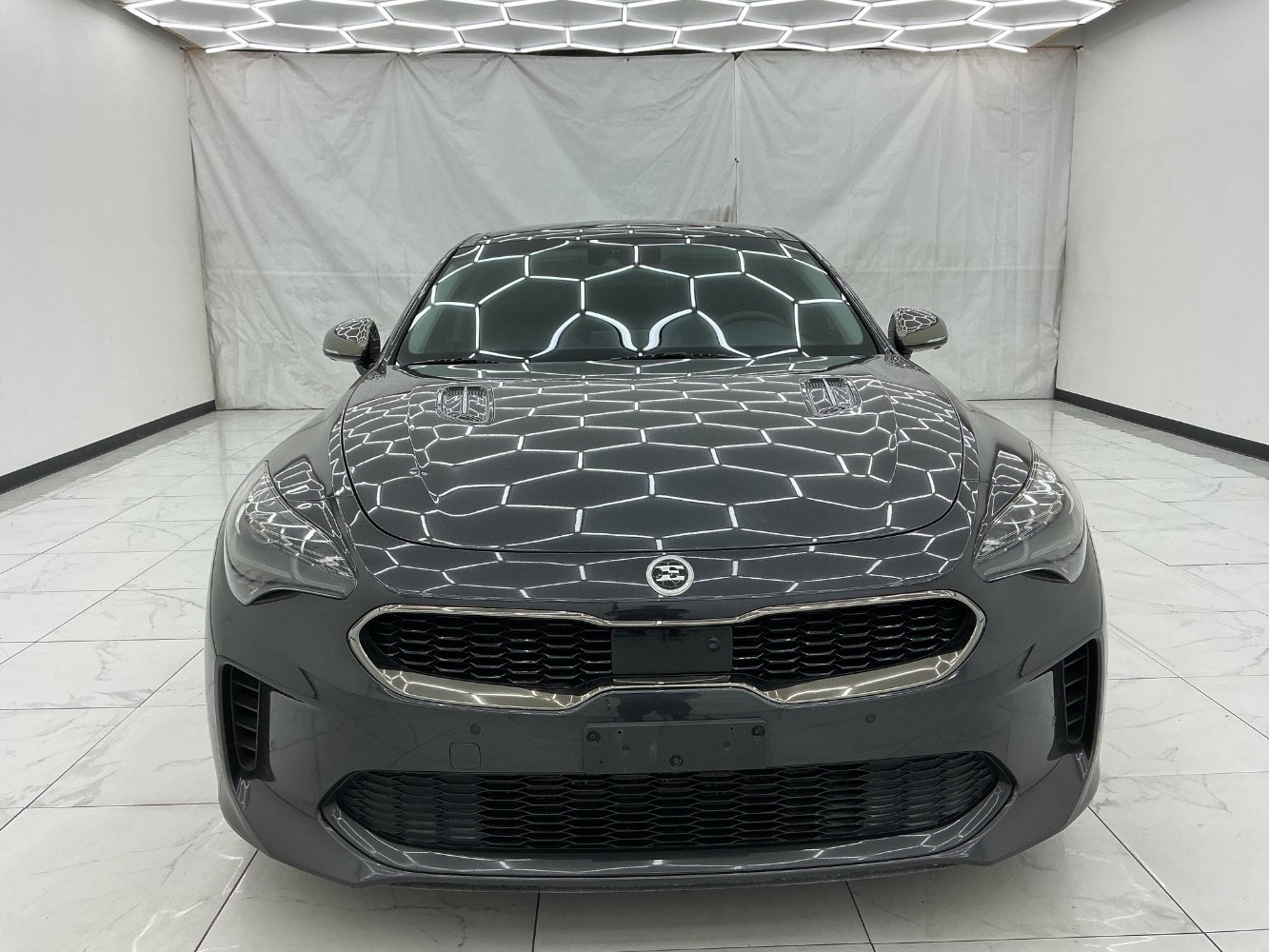 Used 2019 Kia Stinger Premium AWD/4WD image 5
