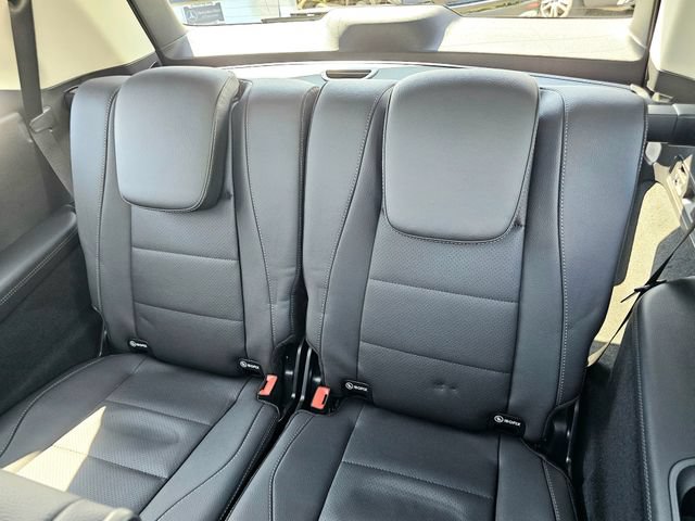 New 2026 Mercedes-Benz GLS 450 4MATIC image 23