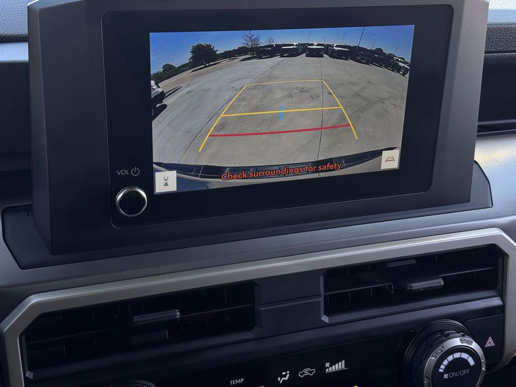 Used 2024 Toyota Tacoma SR5 AWD/4WD image 17
