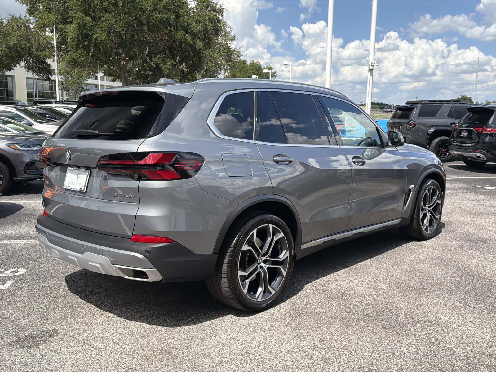 Certified 2026 BMW X5 xDrive40i AWD/4WD image 4