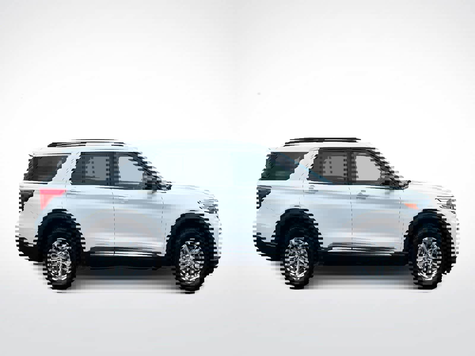 Used 2022 Ford Explorer XLT w/ Equipment Group 202A AWD/4WD image 9