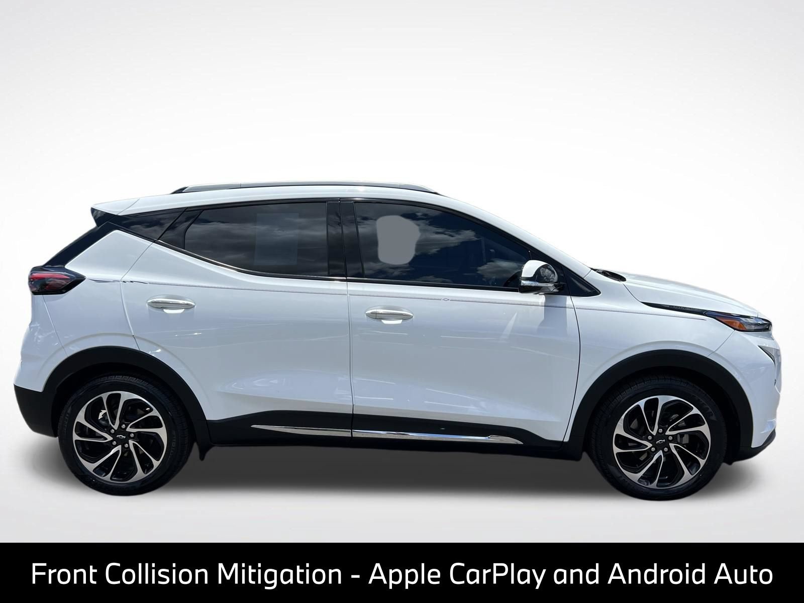 Used 2022 Chevrolet Bolt EUV Premier w/ Super Cruise Package FWD image 11