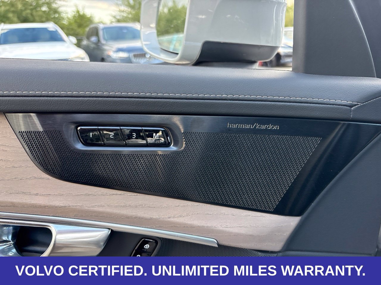 Certified 2026 Volvo XC90 B6 Plus AWD/4WD image 16
