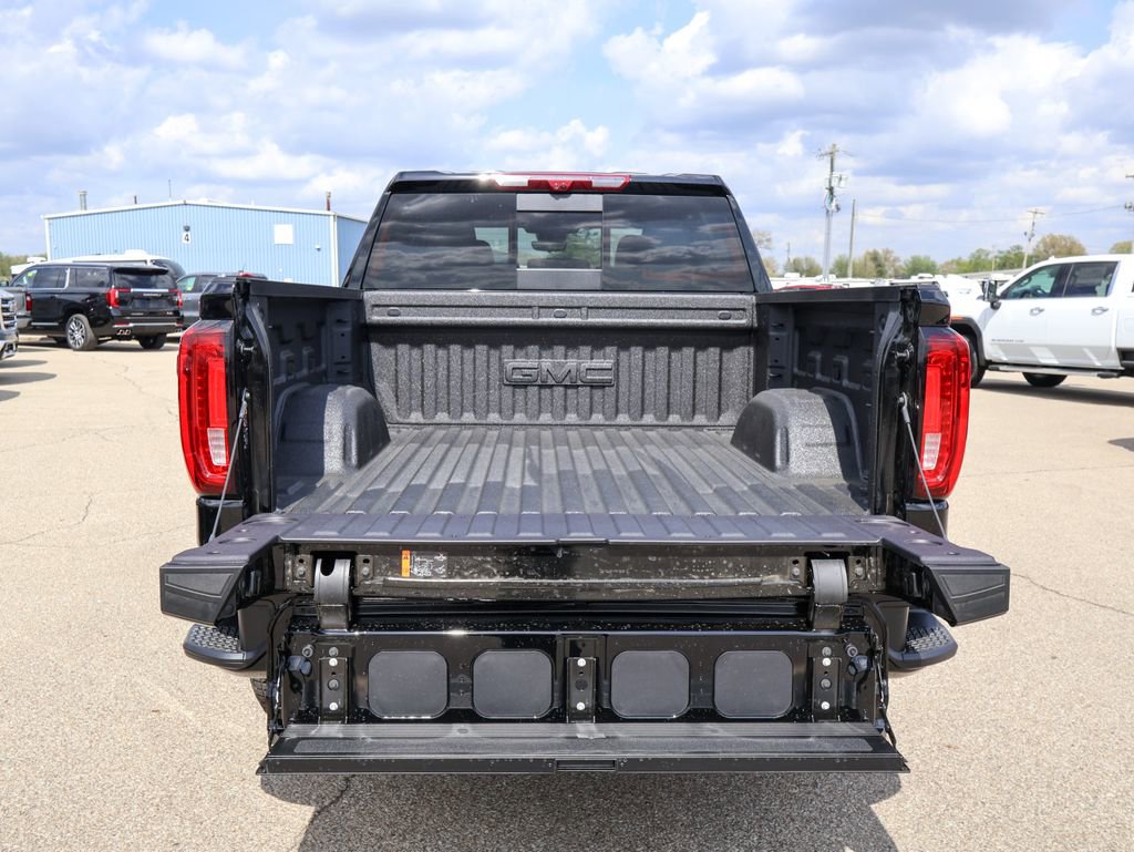 New 2026 GMC Sierra 1500 AT4 w/ AT4 Premium Package AWD/4WD image 5