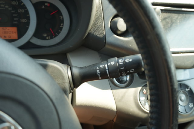 Used 2010 Toyota RAV4 Limited FWD image 29