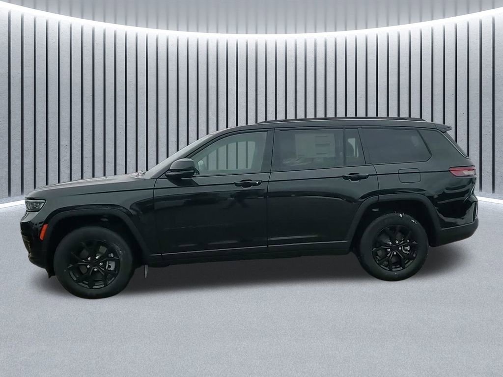 New 2025 Jeep Grand Cherokee L Altitude image 18
