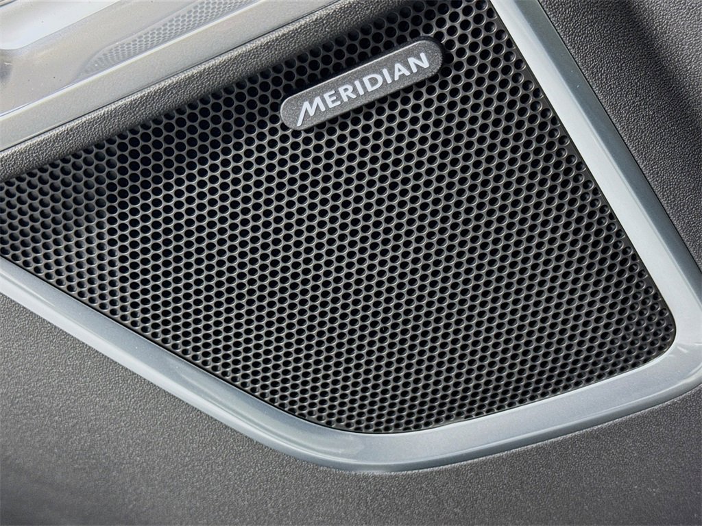 New 2024 Jaguar E-PACE R-Dynamic SE image 18