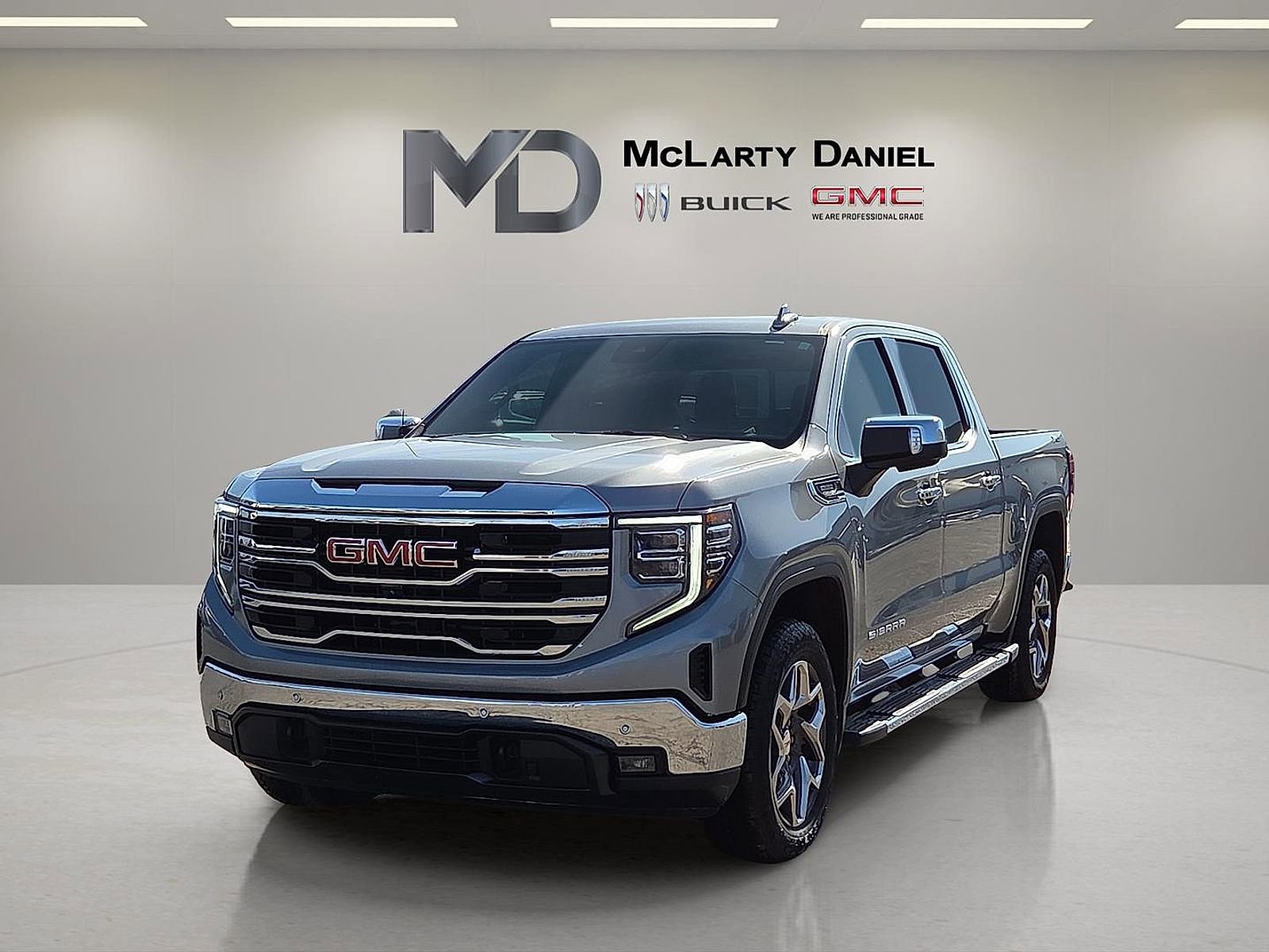 Certified 2023 GMC Sierra 1500 SLT w/ SLT Premium Package video 2