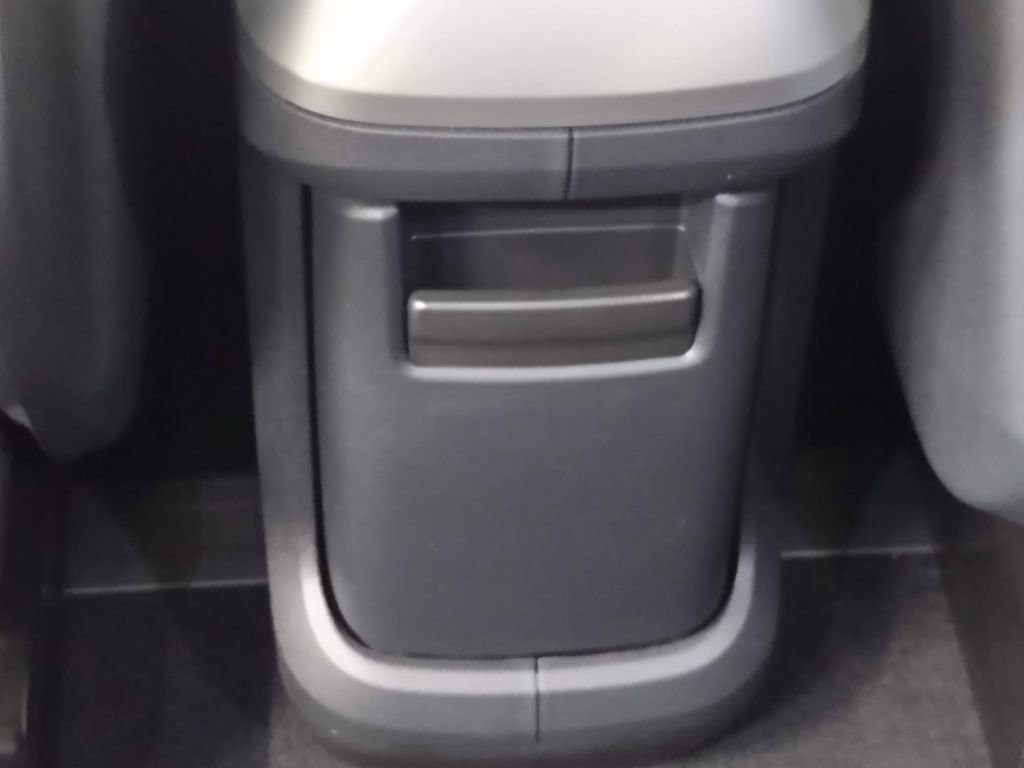 New 2025 Volkswagen ID. Buzz Pro S Plus image 39