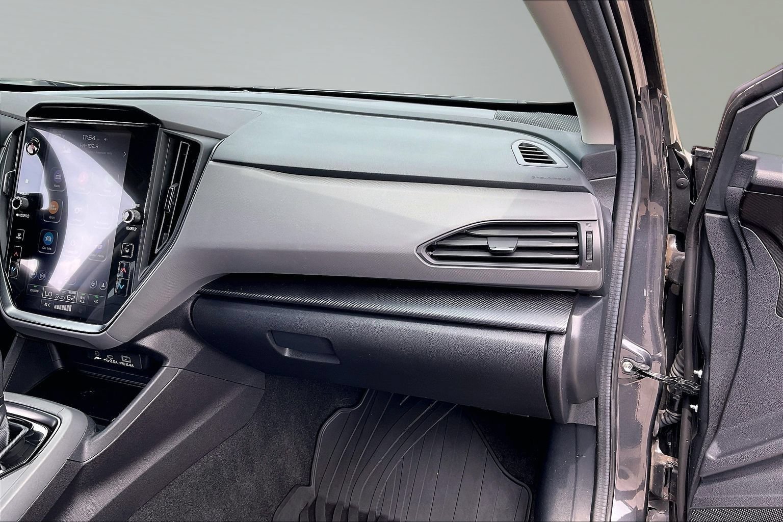 Certified 2024 Subaru Crosstrek 2.5i Limited w/ Crosstrek Mirror Package AWD/4WD image 15