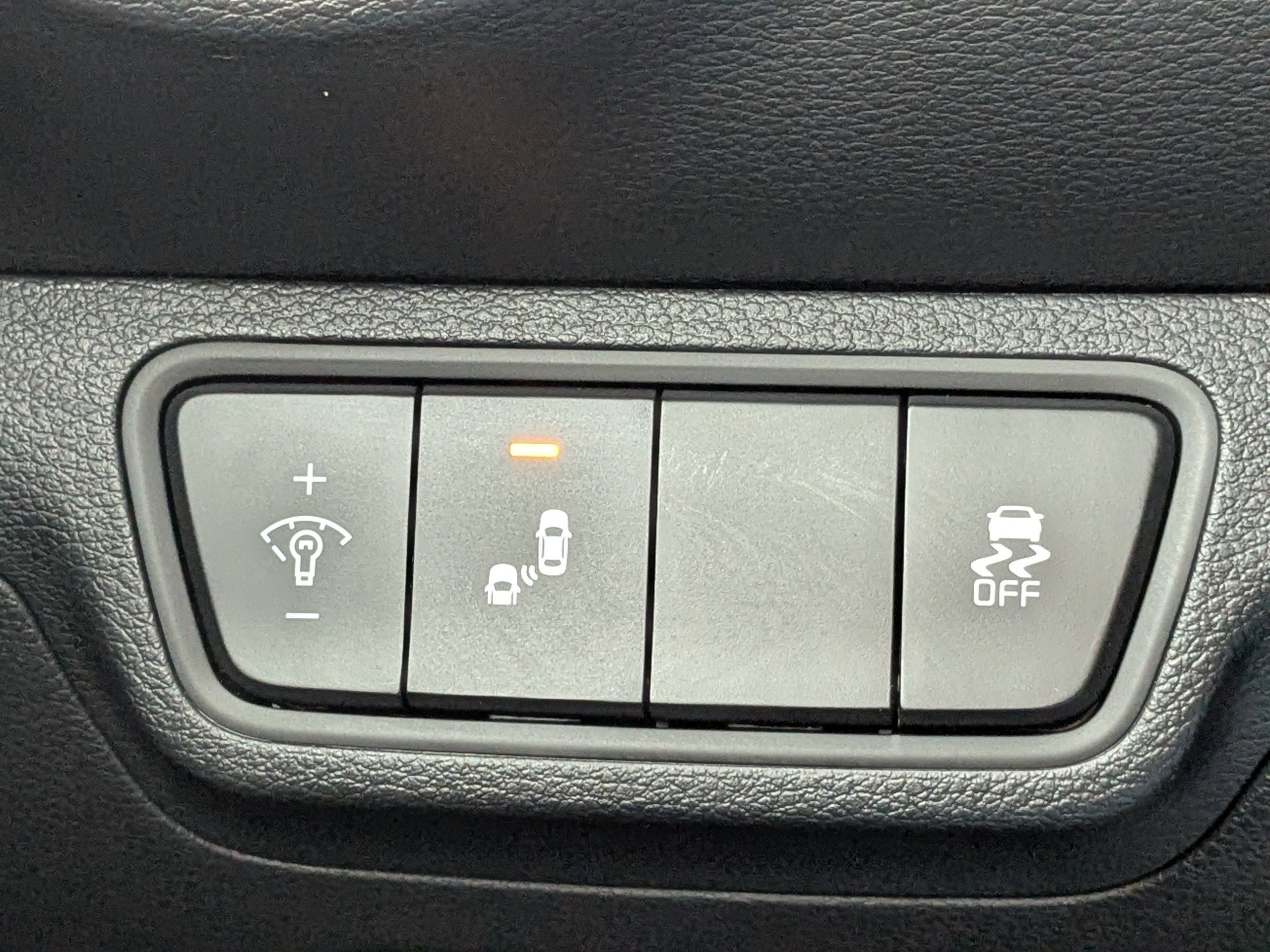 Used 2024 Kia Forte GT-Line w/ GT-Line Premium Package image 31