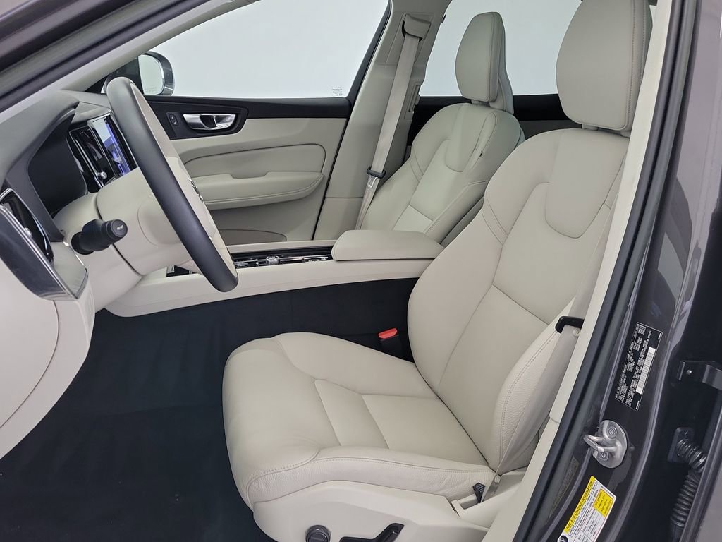 Used 2023 Volvo XC60 T8 Plus w/ Protection Package AWD/4WD image 18