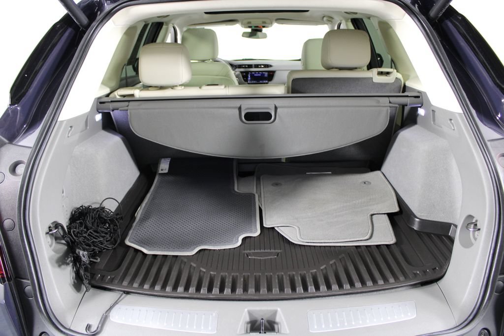 Used 2025 Cadillac XT5 Premium Luxury FWD image 14