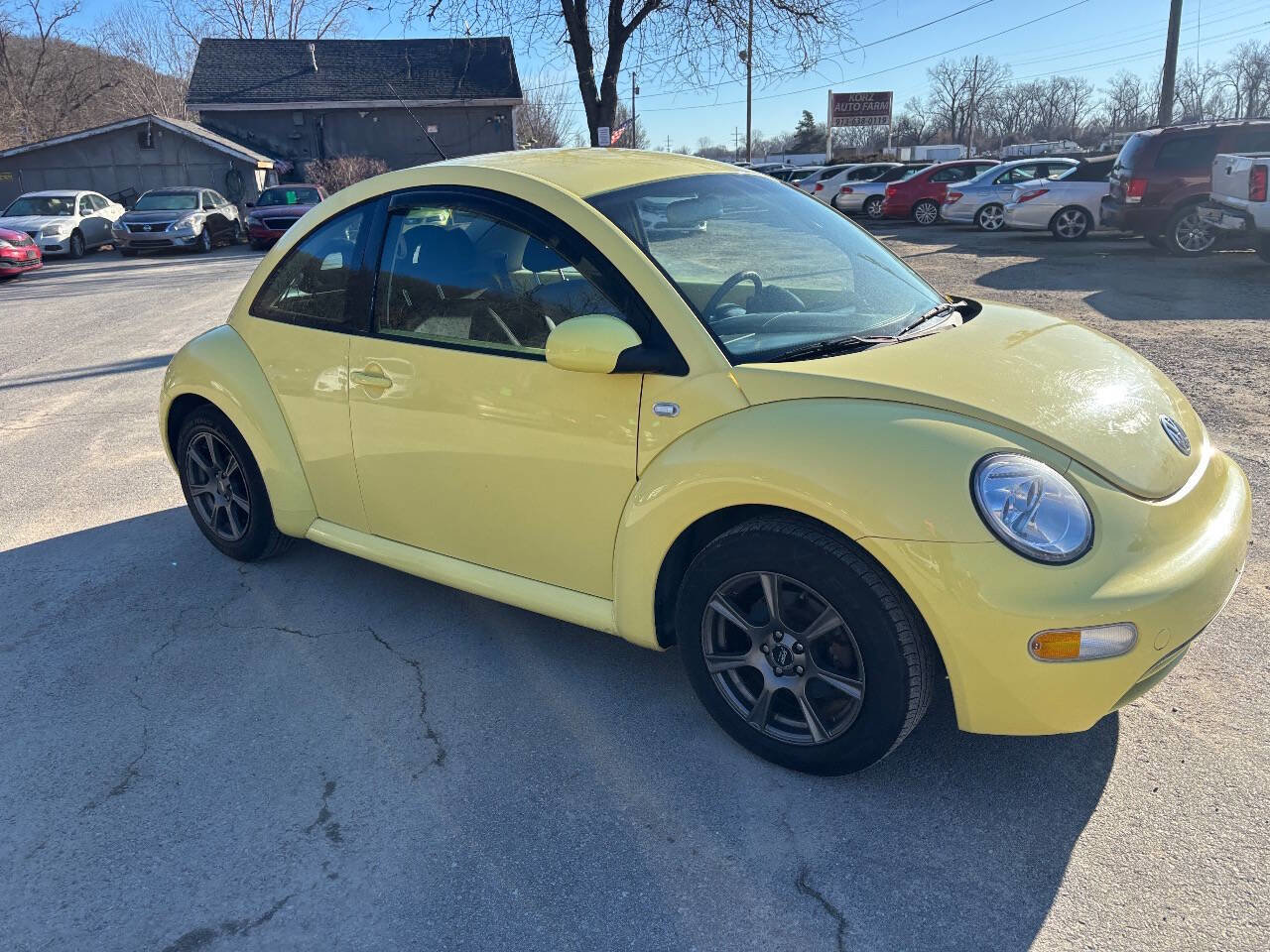 Used 2001 Volkswagen Beetle GL image 2
