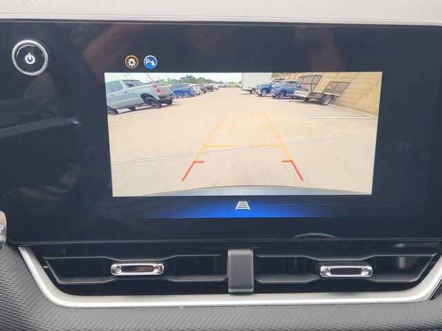 Used 2026 Chevrolet Equinox LT FWD image 6
