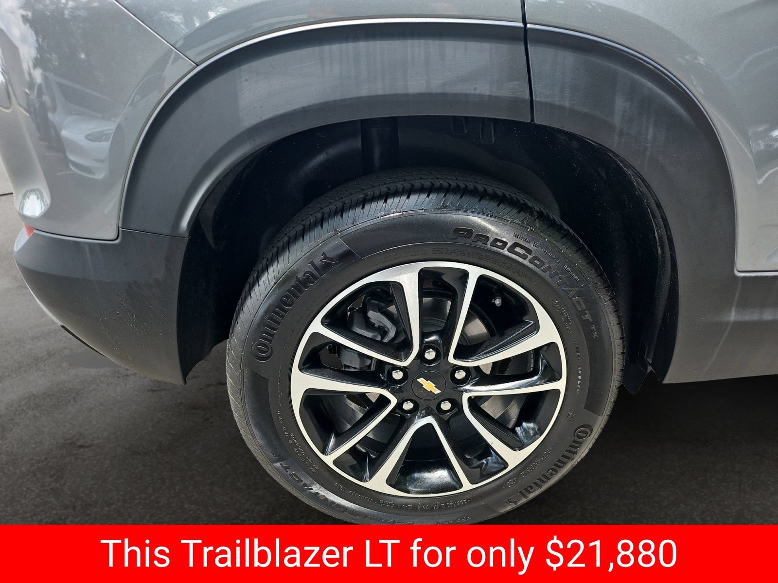 Used 2025 Chevrolet TrailBlazer LT AWD/4WD image 43