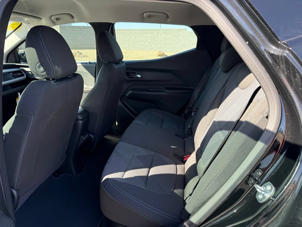 New 2027 Chevrolet Bolt LT w/ Comfort Package FWD image 18