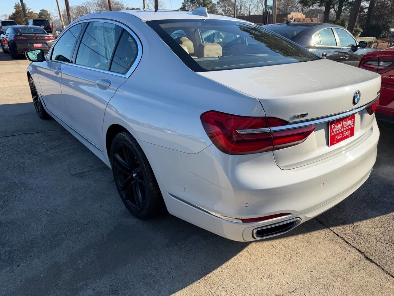 Used 2019 BMW 750i xDrive w/ Luxury Rear Seating Package image 7