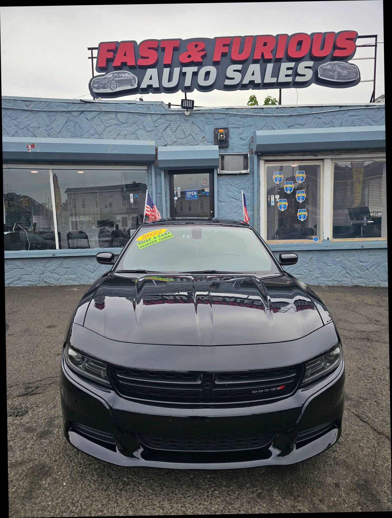 Used 2022 Dodge Charger SXT image 1